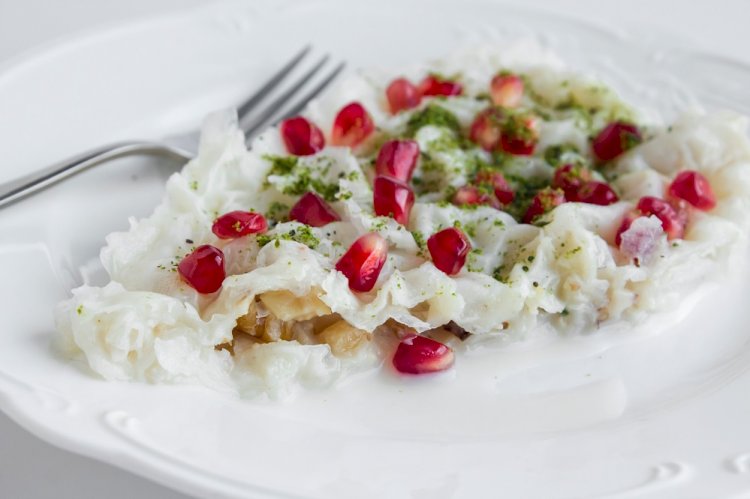 Bu Ramazan Ayında da Sofraların Vazgeçilmezi Güllaç ve Ramazan Pidesi