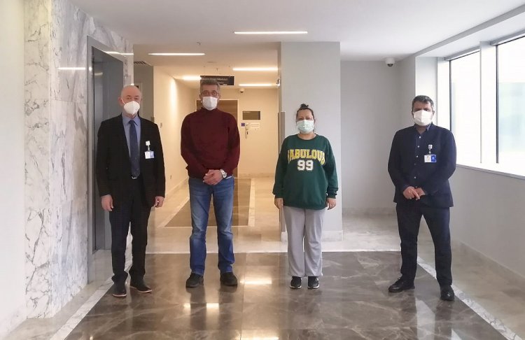 25 Yıllık Eşine Böbreğini Verdi!