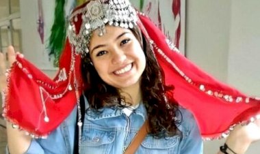 Hiç kimse Mağusa Limanı türküsünü şehit öğretmen Aybüke gibi okuyamadı
