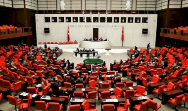 Son dakika... 4. yargı paketi Meclis'ten geçti