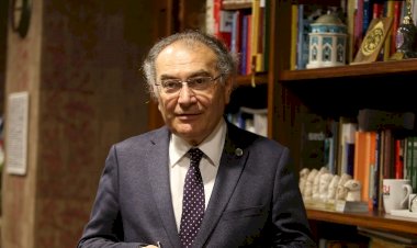 Prof. Dr. Nevzat Tarhan: “Sosyal temas bağımlılığın en büyük ilacı”