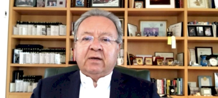 Paradigma Kayması Işığında Humanokrasi
