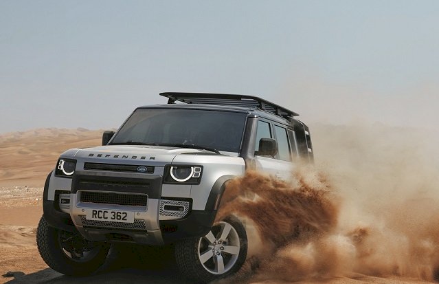 Yeni Land Rover Defender’a Otomotiv Gazetecileri Derneği (OGD)’den “Yılın Tasarımı” Ödülü