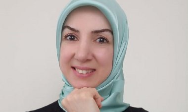 DEST-İ İZDİVACINIZA TALİBİM EFENDİM.