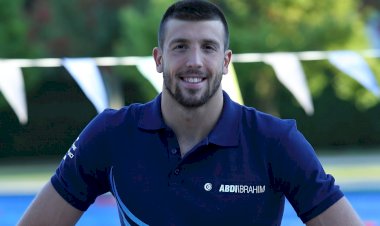 Milli yüzücü Hüseyin Emre Sakcı Olimpiyat yolcusu