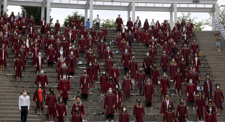 Sabancı Üniversitesi mezuniyet töreni- SU Güler Sabancı- Prof. Dr. Uğur Şahin _ Dr. Özlem Türeci'nin açıklamaları