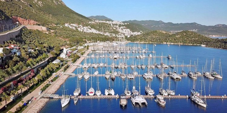 Setur Marinaları Mavi Bayraklı Marinalarıyla Misafirlerini Ağırlıyor