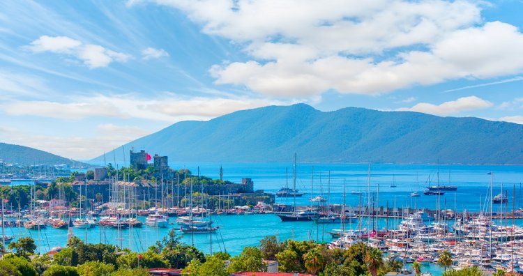 UBER TAKSİ ARTIK TURİZMİN BAŞKENTİ BODRUM’DA
