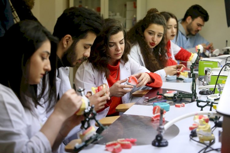 Artık ön lisans öğrencisi de TÜBİTAK projesi yürütücülüğü yapabilecek