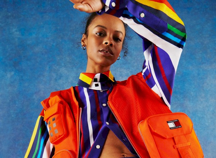 TOMMY X ROMEO KAPSUL KOLEKSİYON İLE İKONİK STİLLERE YENİ YORUMLAR