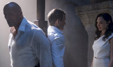 NETFLIX, DWAYNE JOHNSON, GAL GADOT VE RYAN REYNOLDS'IN BAŞROLÜNDE YER ALDIĞI RED NOTICE'İN TANITIM FRAGMANINI PAYLAŞTI