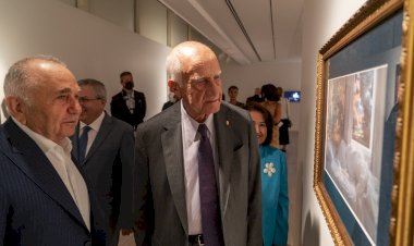 İnan Kıraç ve Bedrettin Dalan “Yüzleşme” için Pera Müzesi’nde buluştu