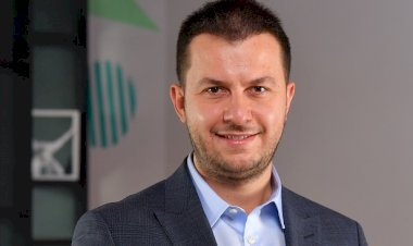 Felece geleceğe yön verecek yazılımcılar yetiştiriyor