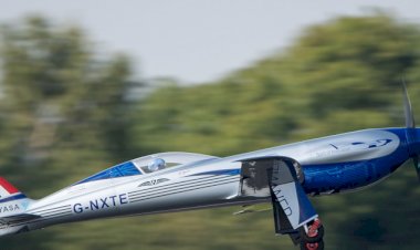 ROLLS-ROYCE’UN TAMAMEN ELEKTRİKLİ “SPIRIT OF INNOVATION” UÇAĞI İLK KEZ GÖKYÜZÜYLE BULUŞTU