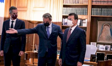Ekrem İmamoğlu, Atina'da Yunanistan Başbakanı Miçotakis ile bir araya geldi