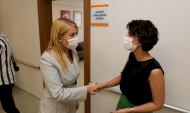 Alzheimer hastalarını yalnız bırakmadılar