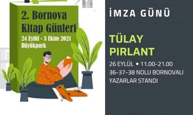 SEVGİNİN IŞIĞINDA ZAMANA DOKUNMAK" KİTABINDA YAZAR AİLESİNİ ANLATIYOR