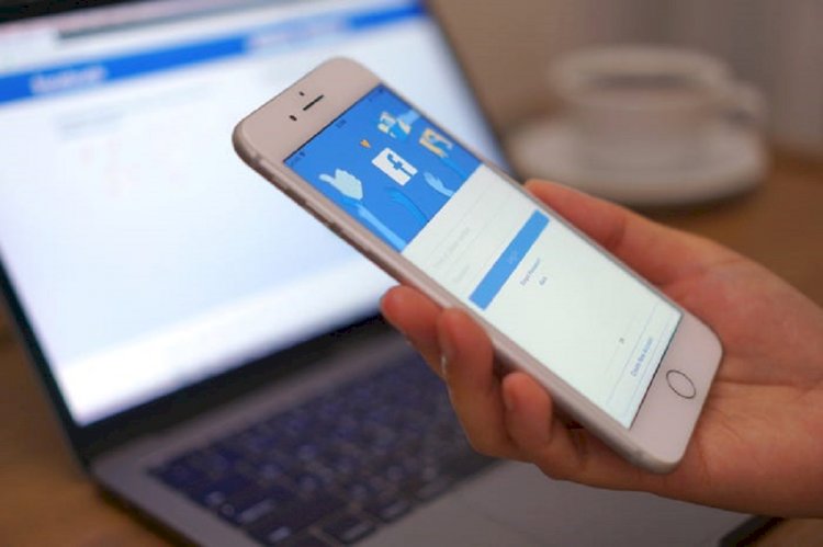 FACEBOOK KULLANICILARI MOBİL CİHAZLARI TERCİH EDİYOR