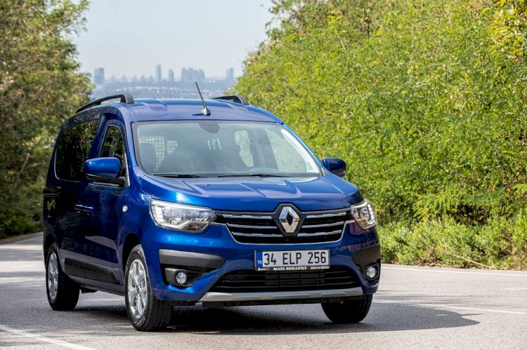 Renault Ticari ailesinin yeni üyeleri Türkiye’de: Yeni Express Combi ve Express Van