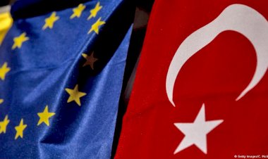 Yunanistan Göç Bakanı: AB Türkiye'ye vize serbestisi sözünü tutmalı