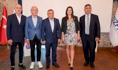 IF Wedding için heyecanlı bekleyiş