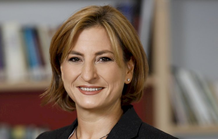 Akbank’ın Marka ve İletişim Başkanı  Beril Alakoç Orhonoğlu oldu