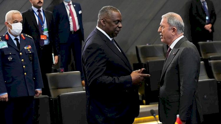 Savunma Bakanı Hulusi Akar SADAT, F-16, Yunanistan ve Suriye konularında açıklamalarda bulundu