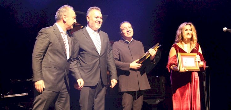 TED Ankara Koleji, 90’ıncı Yıl Dönümünü Cumhuriyet Bayramı’nda Fazıl Say ve Serenad Bağcan Konseri ile Kutladı