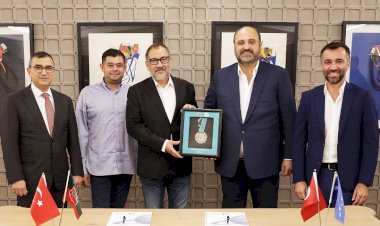BİLFEN OKULLARI ve KARŞIYAKA SPOR KULÜBÜ ARASINDAKİ İŞ BİRLİĞİ YENİ SESZONDA DA DEVAM EDİYOR!