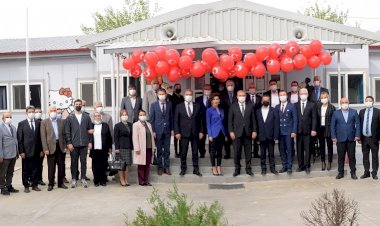 Exeltis İlaç, köy okulunda kütüphane kurdu