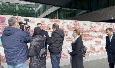 ÜSKÜDAR’DA ‘ŞİŞENİN DİBİ’ SERGİSİNE YOĞUN İLGİ