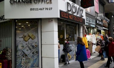 Financial Times: Türkiye hiperenflasyonun eşiğinde mi?