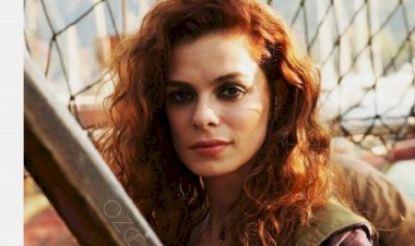 ÖZGE ÖZPİRİNÇCİ ANNE OLDU!