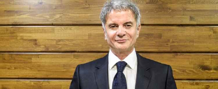 EKOSİSTEMİN EN ÖNEMLİ PARÇASI; ARILAR