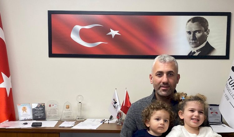 Kukuli Şarkıları İşaret Dili ile Çocukların Kalbine Dokunuyor