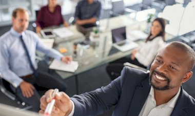 Liderlerin Çalışan İş Memnuniyetini Artırmak İçin Empatiyi Kullanabileceği 5 Yol