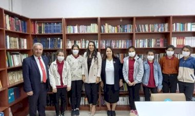 Lütfen kütüphanemize bir kitap hediye ediniz.