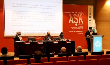 Prof. Dr. Sinan Canan: “Maneviyat vazgeçilemez ve devredilemez bir ihtiyaç…”