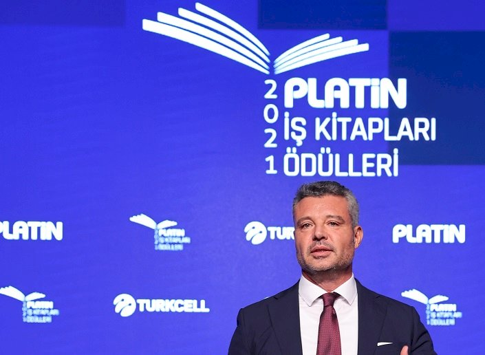 SADETTİN SARAN’IN İLK KİTABI İÇİNDEKİ DAĞI AŞ “YILIN EN İYİ LİDERLİK VE YÖNETİM KİTABI” SEÇİLDİ