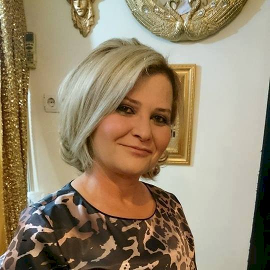 YİNEDE GÜZEL ŞEYLERİ DÜŞÜNDÜM