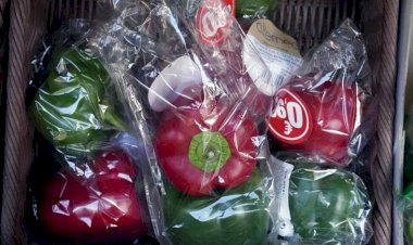 Fransa'da belirli meyve ve sebzelerin plastik paketlerde satılması yasaklandı