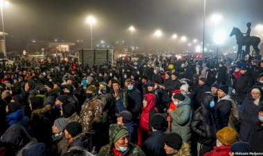 Kazaklar neden sokaklara döküldü?