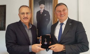 Köylüler topraklarını Suriyeliler’e satıyor!