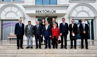 Girne Üniversitesi ve Ankara Üniversitesi bilimsel iş birliği protokolü imzaladı