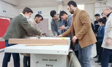 İzmir’de fabrika gibi okul: Cirosu 1 milyon TL’ye yaklaştı