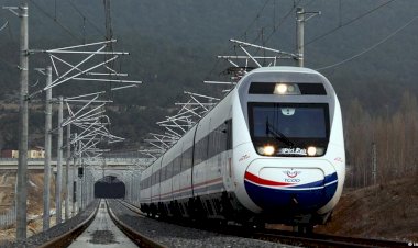 İzmir YHT: 10 yıldır bitirilemedi, maliyetini 8'e katladı
