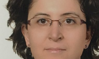 eKonsey.com Dermatoloji doktoru Prof. Dr. Tuğba Rezan Ekmekçi: