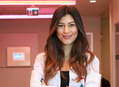 Duygularımızı paylaşmak ve güven duymak için sarılıyoruz