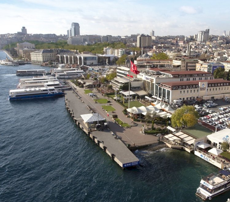Bahçeşehir Üniversitesi'nde sınavlara kar engeli