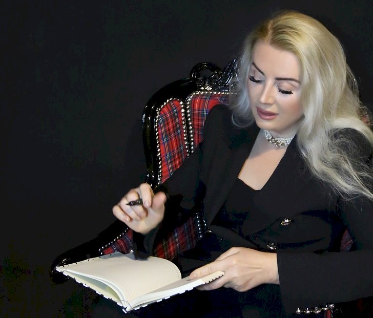 Bir Kadının Dile Getiremediği Hislerine Tercüman Olan “Boyun Devrilsin Murtaza”,